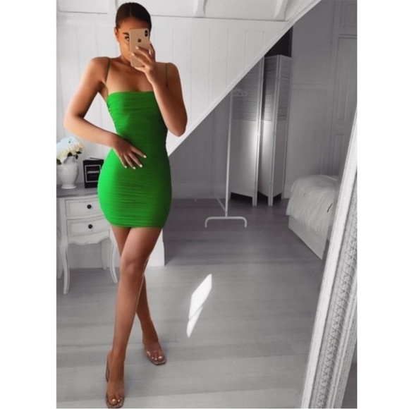 House Of CB ‘Ella’ Emerald Green Ruched Organza Mini Dress NWOT - Picture 3 of 14